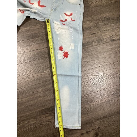 Mens Light Blue Denim Jeans With Red Bat & Skeleton Print Size 28 Streetwear NEW - Picture 6 of 12